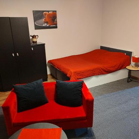 Apartament Sloneczny コニン エクステリア 写真